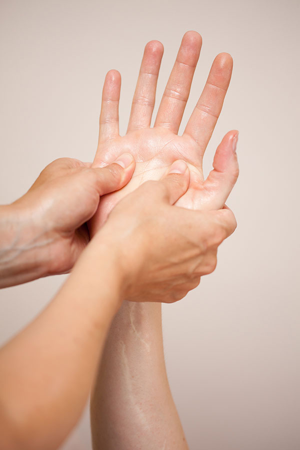 wie man Handtherapeut wird
