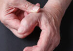 A,Senior,Man,With,Soreness,In,His,Thumb,Joint,With